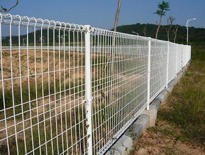 Double Circle Fence